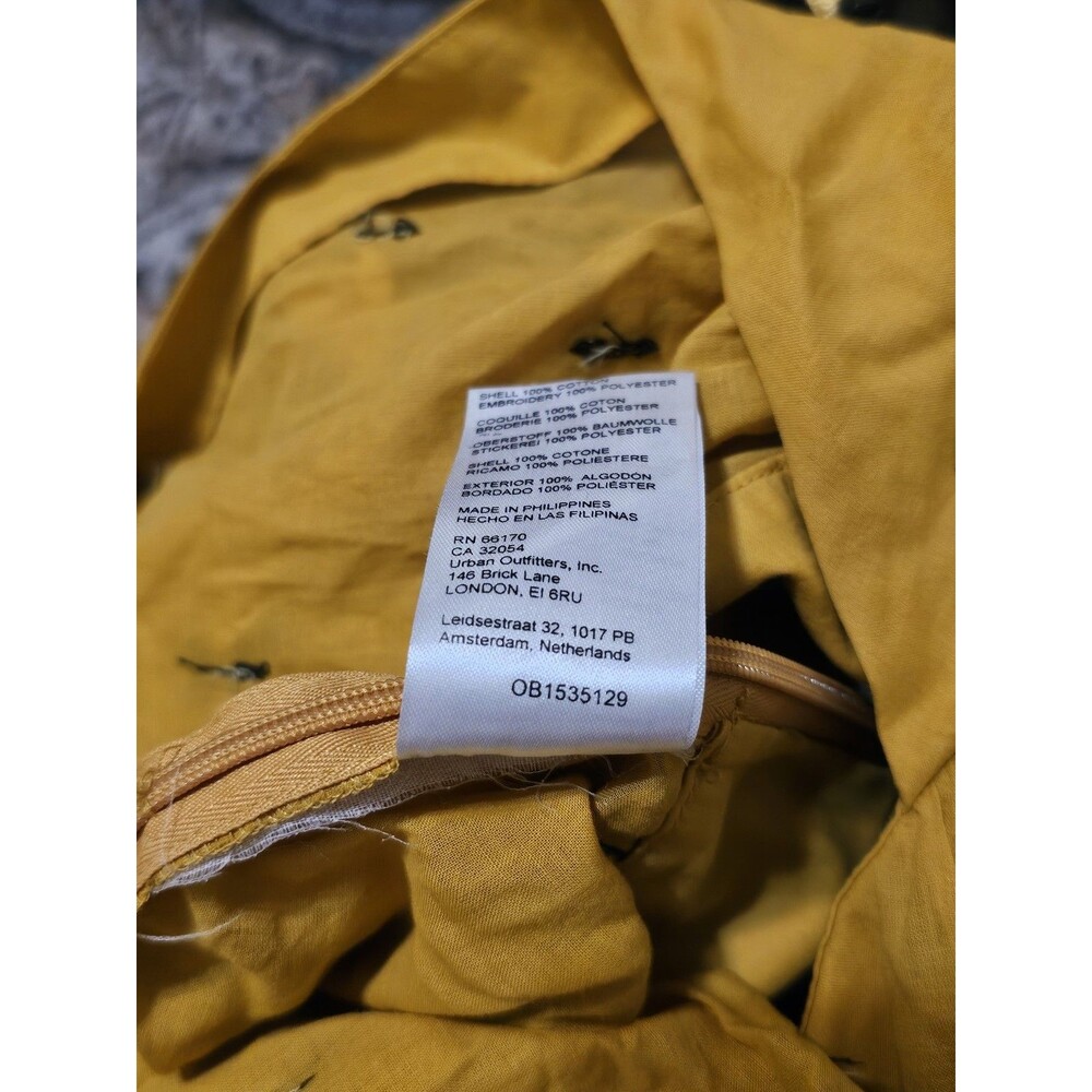 Maeve Anthropologie Bee Embroidered Long Sleeve Wrap Crop Top Yellow Sz 0 Flaw - Picture 10 of 13